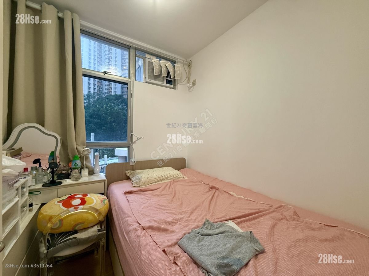 愉翠苑 售盤 2 房 519 平方呎 愉翠苑 售盤 2 房 519 平方呎