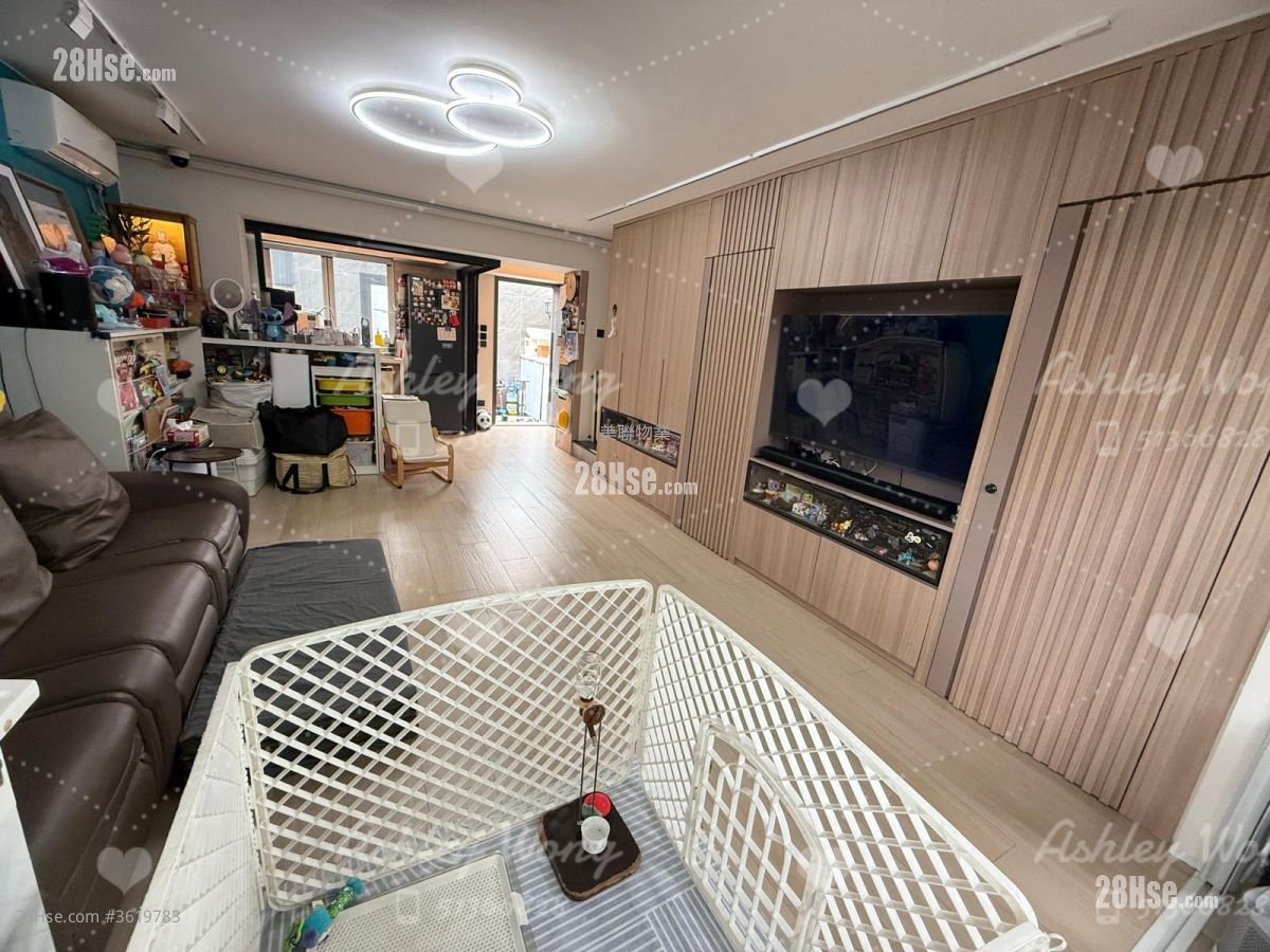 Fairview Park Sell 2 Bedrooms , 2 Bathrooms 848 ft²
