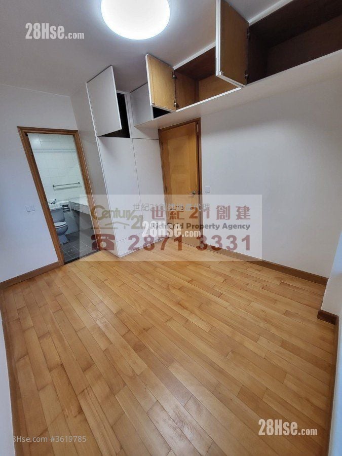 Euston Court Rental 3 Bedrooms , 2 Bathrooms 790 ft² Euston Court Rental 3 Bedrooms , 2 Bathrooms 790 ft²