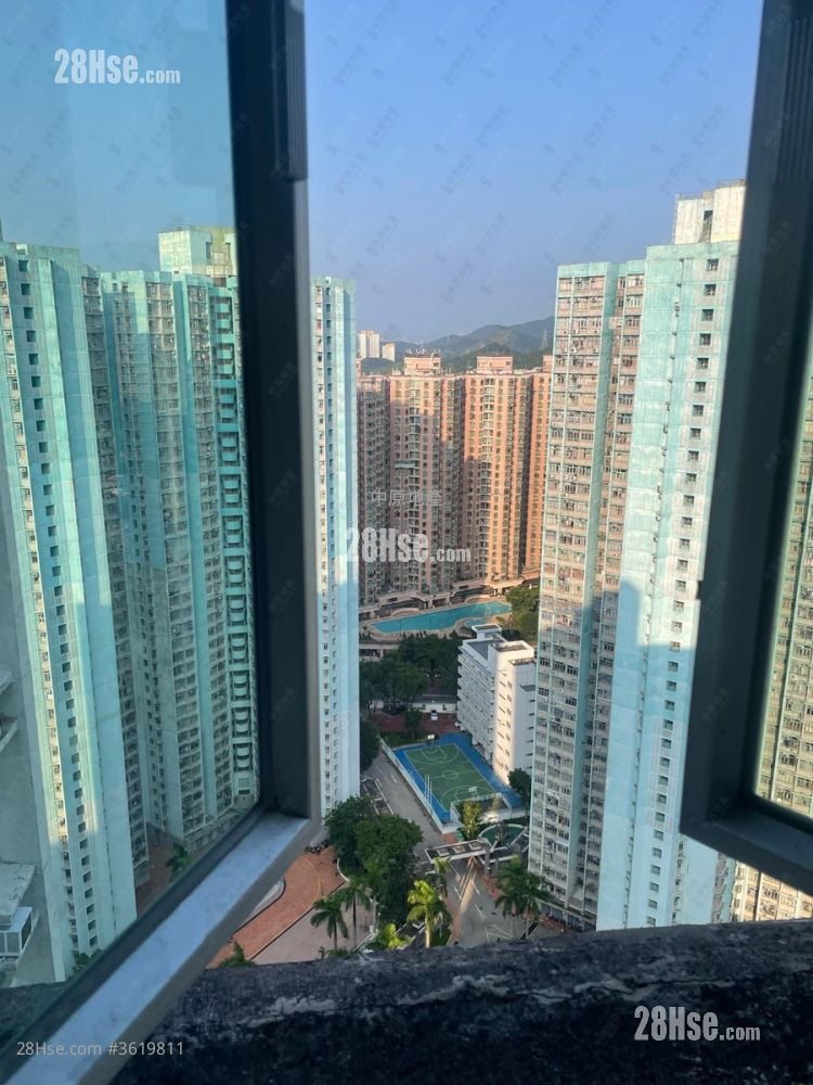 Yan Shing Court Sell 2 Bedrooms , 1 Bathroom 401 ft²