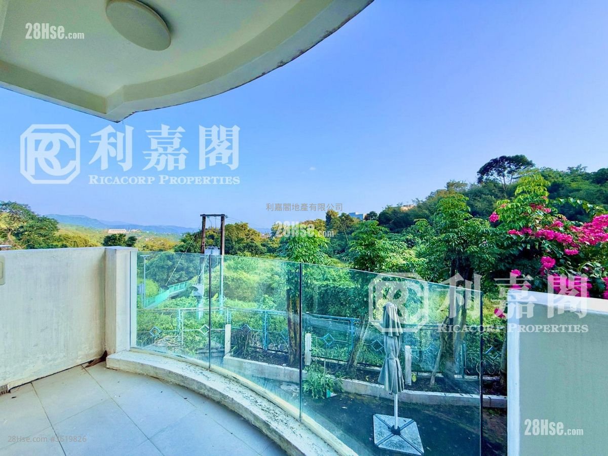 南山新村 售盤 4 房 , 3 浴室 2,100 平方呎 南山新村 售盤 4 房 , 3 浴室 2,100 平方呎