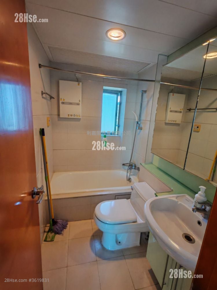 蓝天海岸 租盘 3 房 , 2 浴室 806 平方尺 蓝天海岸 租盘 3 房 , 2 浴室 806 平方尺