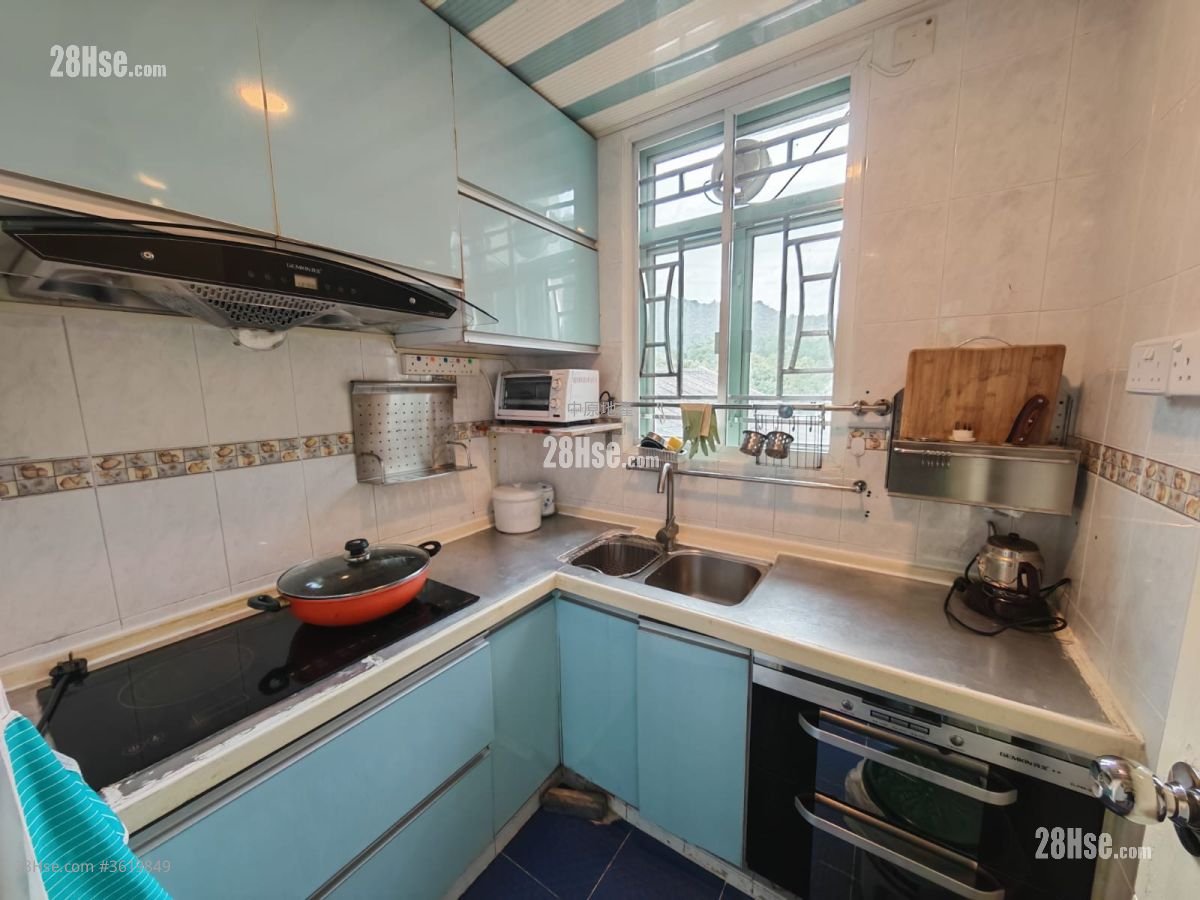 kitchen: Wah On Villa Rental 700 ft² kitchen: Wah On Villa Rental 700 ft²