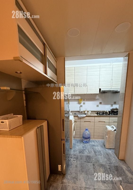 Wo Ming Court Sell 3 Bedrooms 639 ft² Wo Ming Court Sell 3 Bedrooms 639 ft²