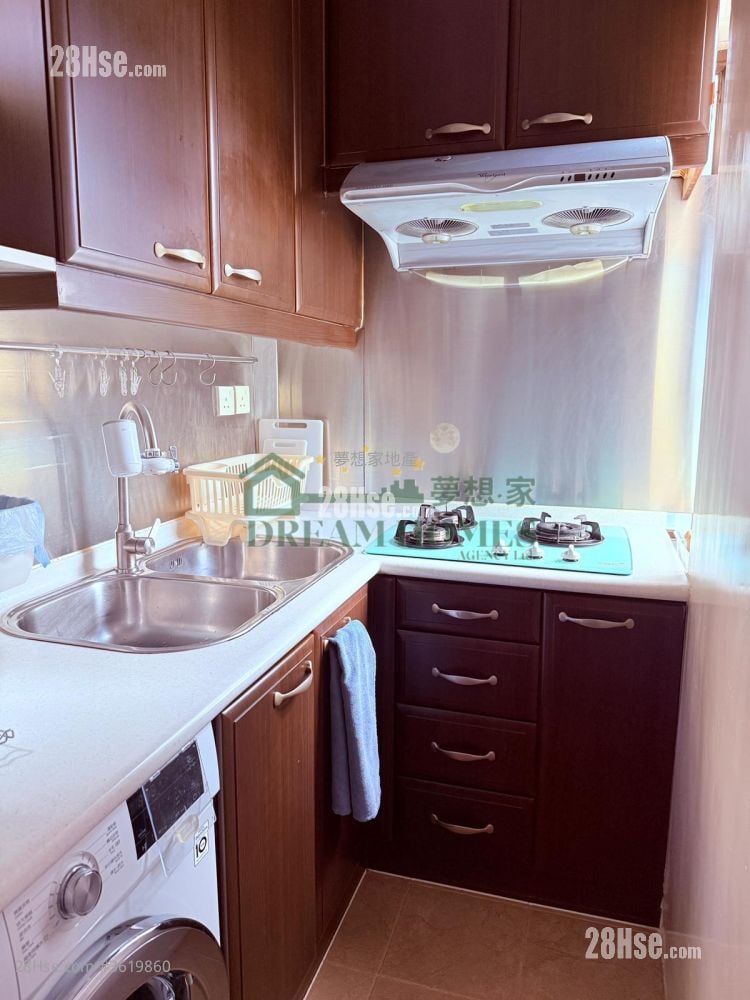 Smiling Court Sell 2 Bedrooms , 1 Bathroom 422 ft² Smiling Court Sell 2 Bedrooms , 1 Bathroom 422 ft²