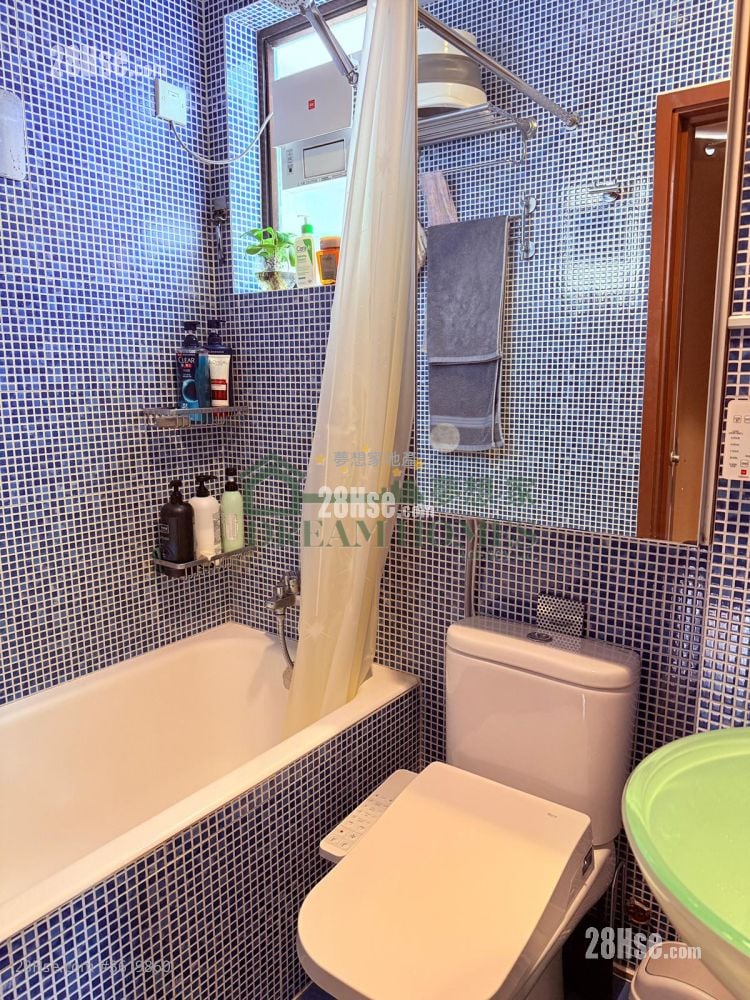 Smiling Court Sell 2 Bedrooms , 1 Bathroom 422 ft² Smiling Court Sell 2 Bedrooms , 1 Bathroom 422 ft²