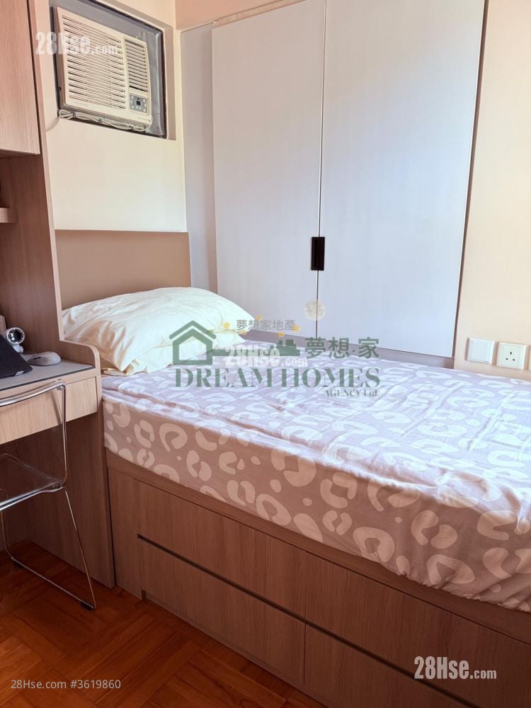Smiling Court Sell 2 Bedrooms , 1 Bathroom 422 ft² Smiling Court Sell 2 Bedrooms , 1 Bathroom 422 ft²