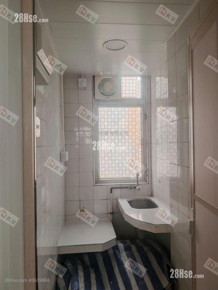 Yue Hing Building Rental Studio , 1 Bathroom 213 ft² Yue Hing Building Rental Studio , 1 Bathroom 213 ft²