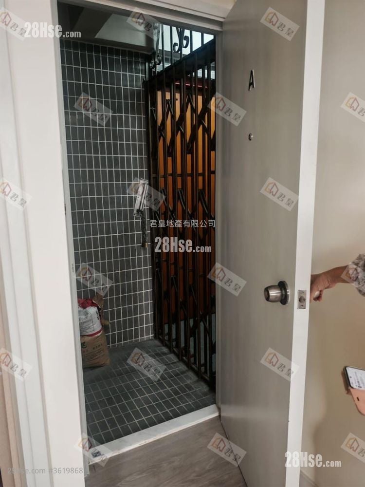 Yue Hing Building Rental Studio , 1 Bathroom 213 ft² Yue Hing Building Rental Studio , 1 Bathroom 213 ft²