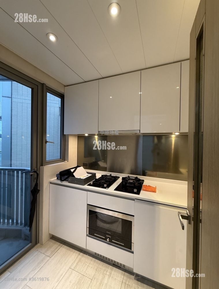 Peninsula East Sell 2 Bedrooms 547 ft² Peninsula East Sell 2 Bedrooms 547 ft²