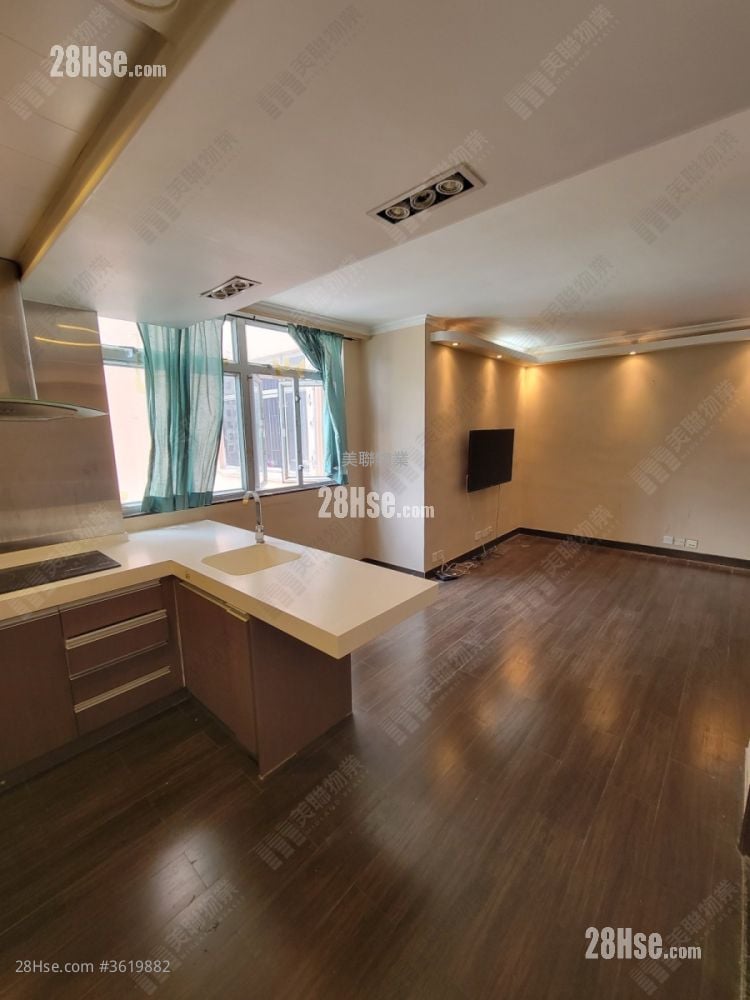 Telford Gardens Sell 2 Bedrooms , 1 Bathroom 538 ft² Telford Gardens Sell 2 Bedrooms , 1 Bathroom 538 ft²
