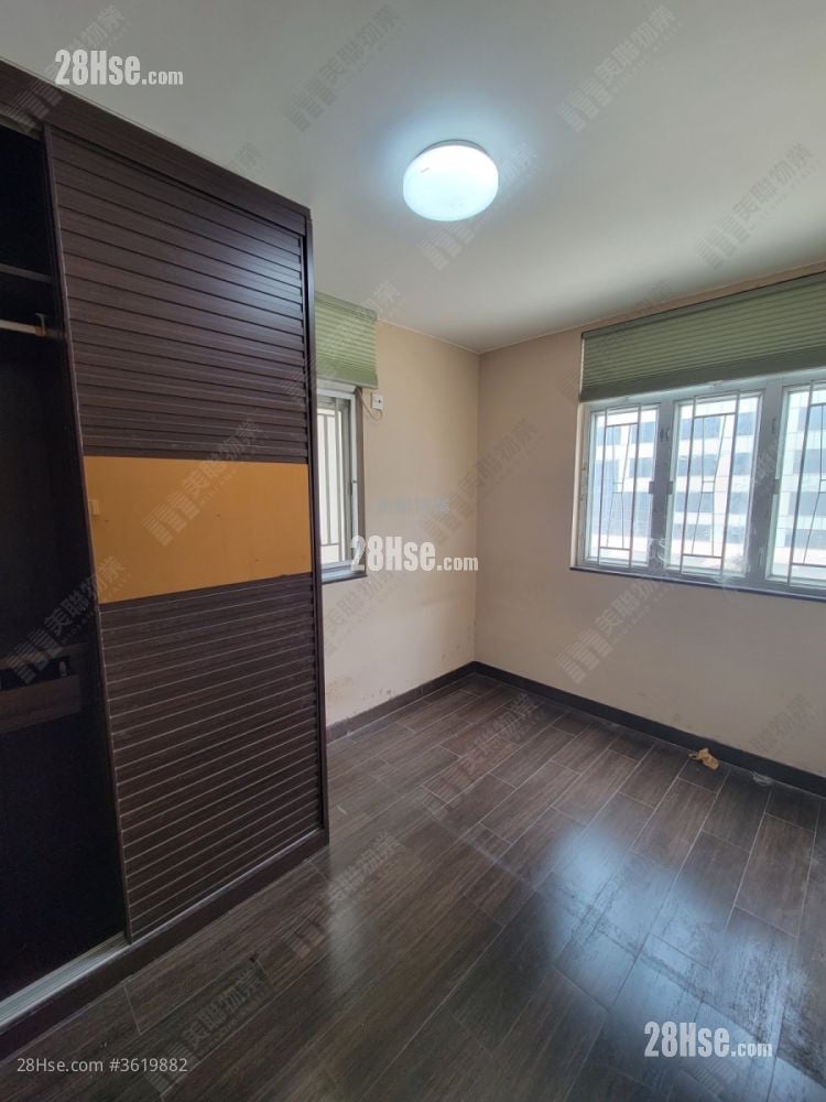 Telford Gardens Sell 2 Bedrooms , 1 Bathroom 538 ft² Telford Gardens Sell 2 Bedrooms , 1 Bathroom 538 ft²