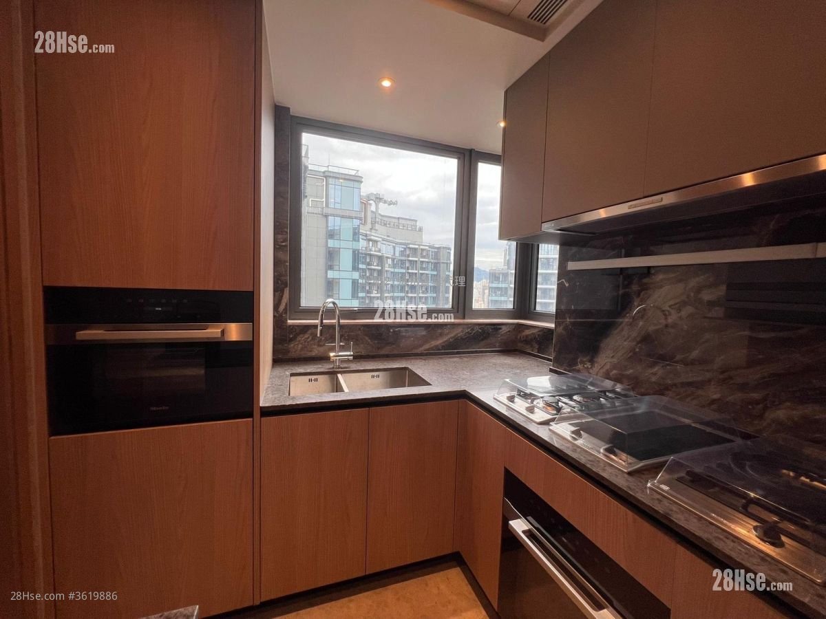 In One Rental 3 Bedrooms , 3 Bathrooms 904 ft² In One Rental 3 Bedrooms , 3 Bathrooms 904 ft²