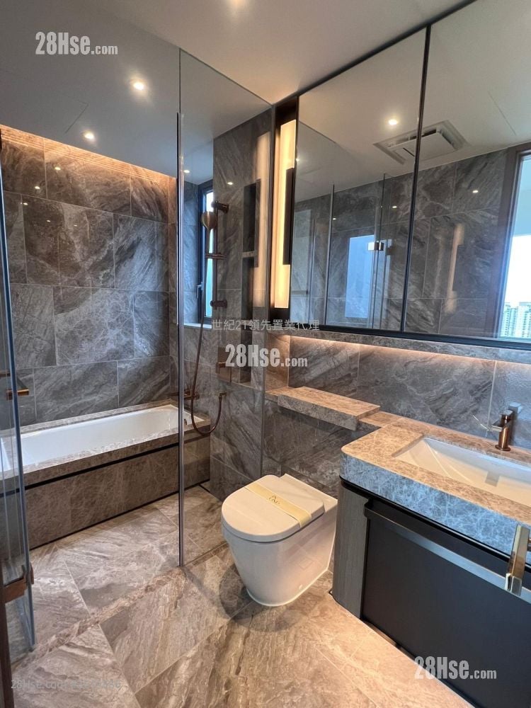 In One Rental 3 Bedrooms , 3 Bathrooms 904 ft² In One Rental 3 Bedrooms , 3 Bathrooms 904 ft²