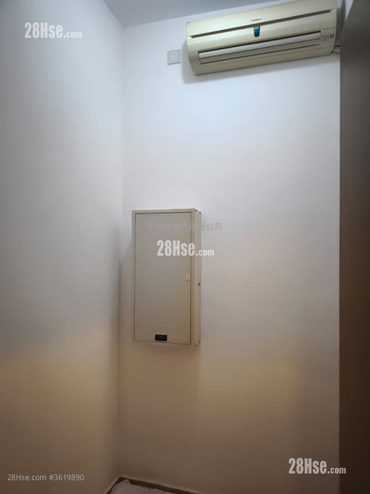 Yoho Midtown Rental 4 Bedrooms , 3 Bathrooms 988 ft² Yoho Midtown Rental 4 Bedrooms , 3 Bathrooms 988 ft²