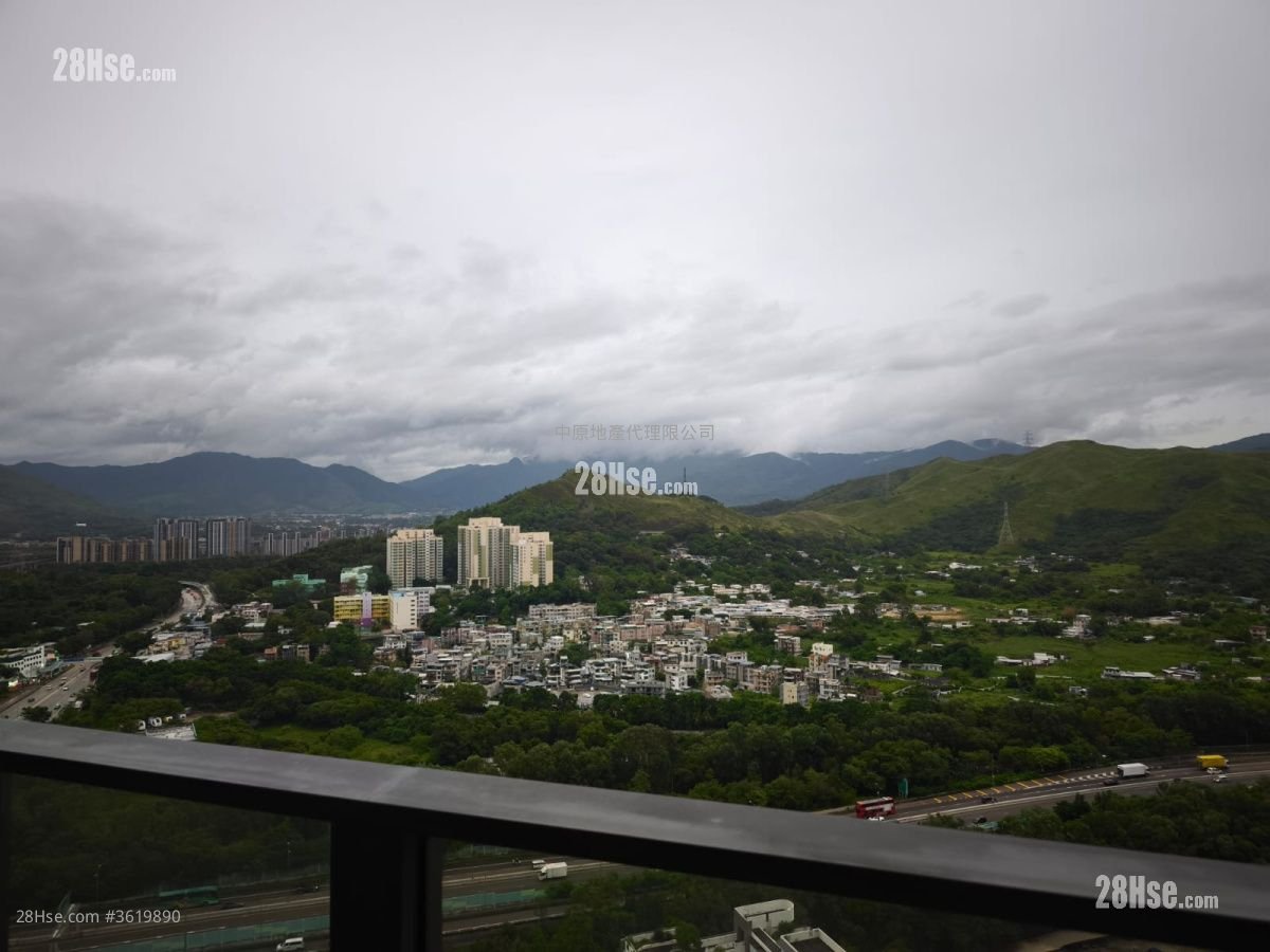 Yoho Midtown Rental 4 Bedrooms , 3 Bathrooms 988 ft² Yoho Midtown Rental 4 Bedrooms , 3 Bathrooms 988 ft²
