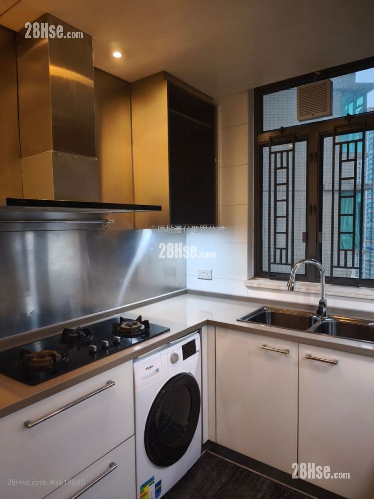 Yoho Midtown Rental 4 Bedrooms , 3 Bathrooms 988 ft² Yoho Midtown Rental 4 Bedrooms , 3 Bathrooms 988 ft²