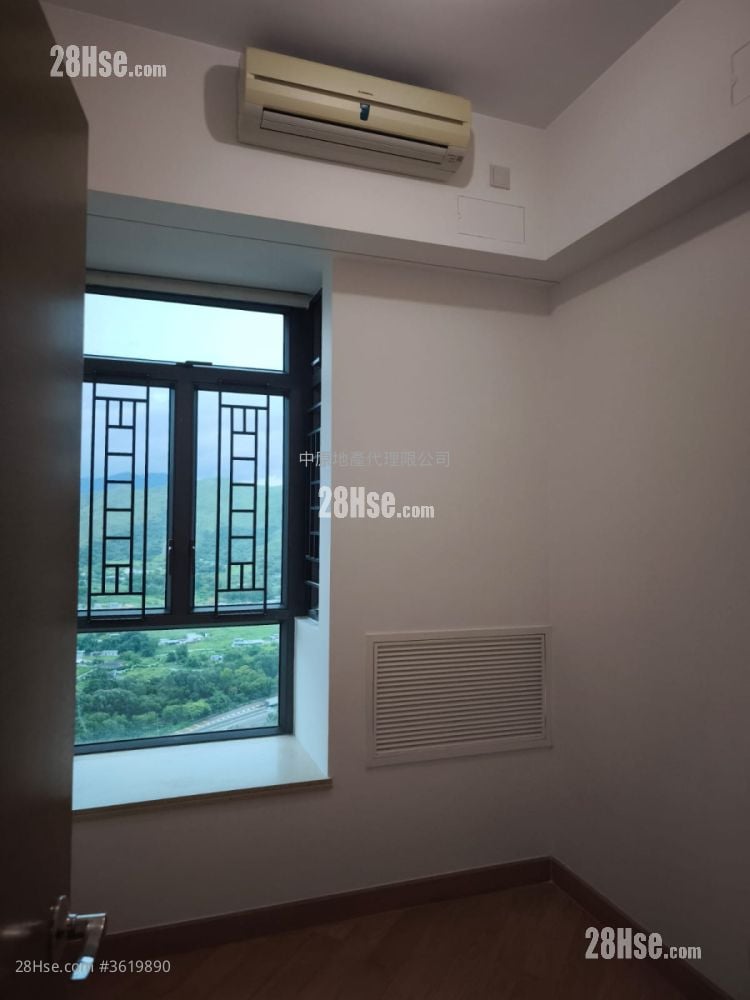 Yoho Midtown Rental 4 Bedrooms , 3 Bathrooms 988 ft² Yoho Midtown Rental 4 Bedrooms , 3 Bathrooms 988 ft²