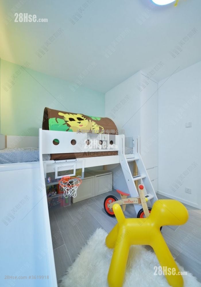 Mei Foo Sun Chuen Sell 3 Bedrooms 910 ft² Mei Foo Sun Chuen Sell 3 Bedrooms 910 ft²