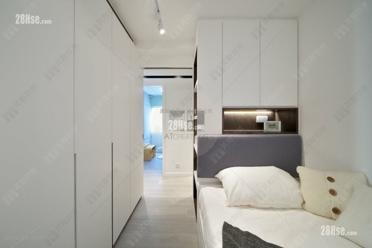Mei Foo Sun Chuen Sell 3 Bedrooms 910 ft² Mei Foo Sun Chuen Sell 3 Bedrooms 910 ft²