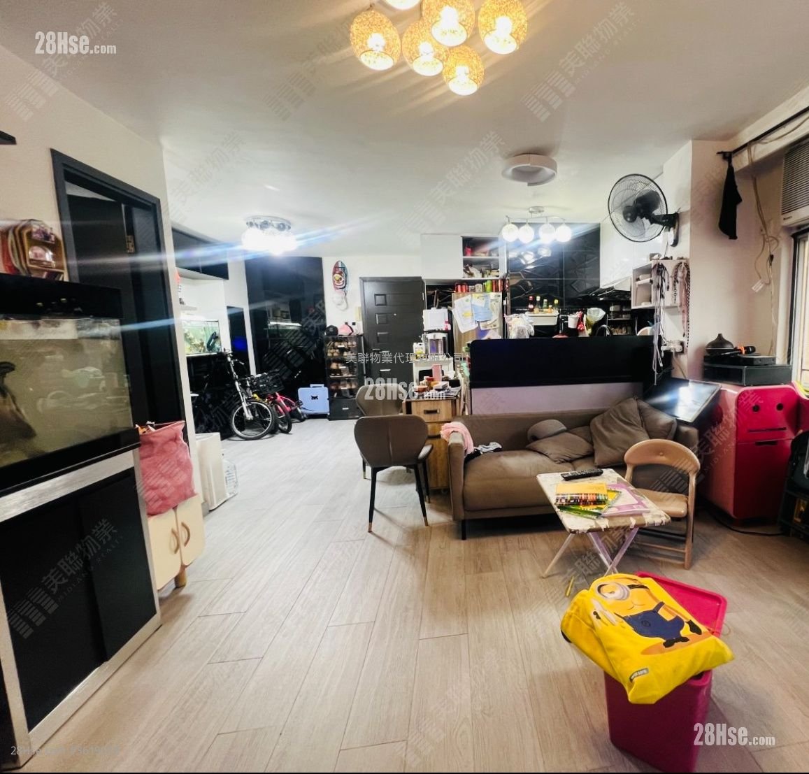 Mei Foo Sun Chuen Sell 3 Bedrooms 668 ft² Mei Foo Sun Chuen Sell 3 Bedrooms 668 ft²