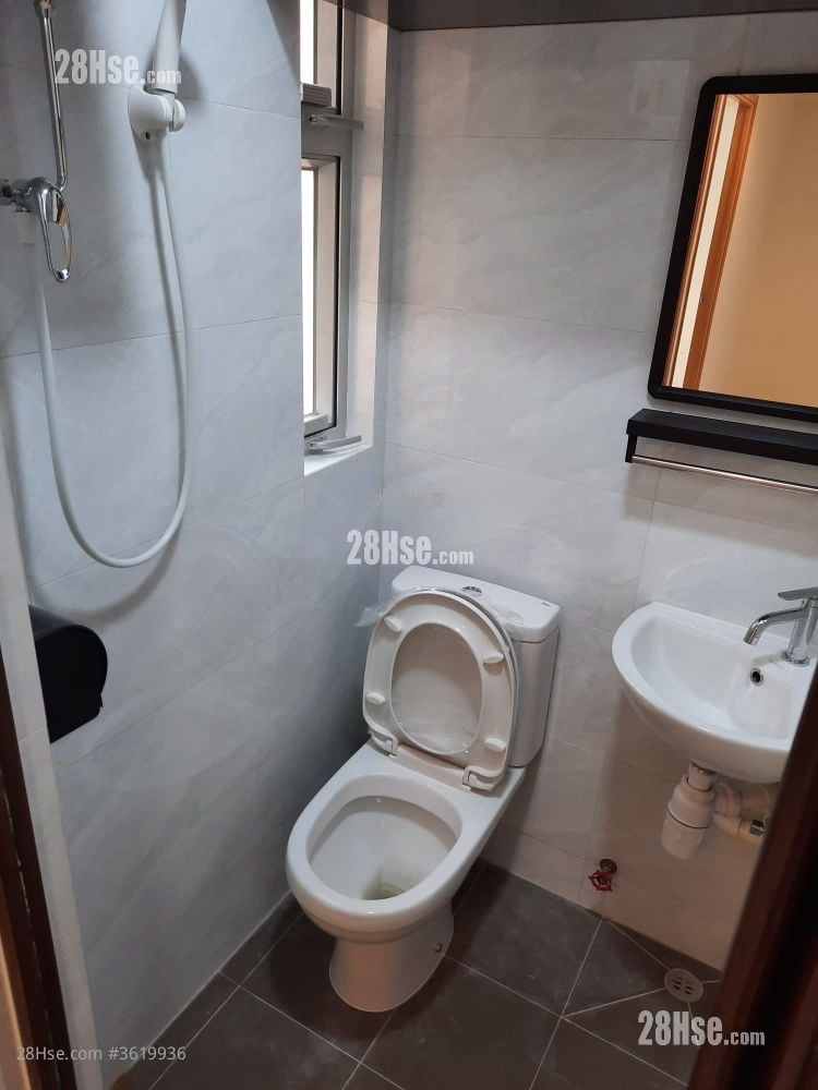 Cosmopolitan Estate Sell 2 Bedrooms , 1 Bathroom 325 ft² Cosmopolitan Estate Sell 2 Bedrooms , 1 Bathroom 325 ft²