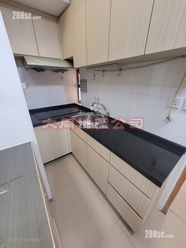 Cosmopolitan Estate Rental 2 Bedrooms , 1 Bathroom 319 ft² Cosmopolitan Estate Rental 2 Bedrooms , 1 Bathroom 319 ft²