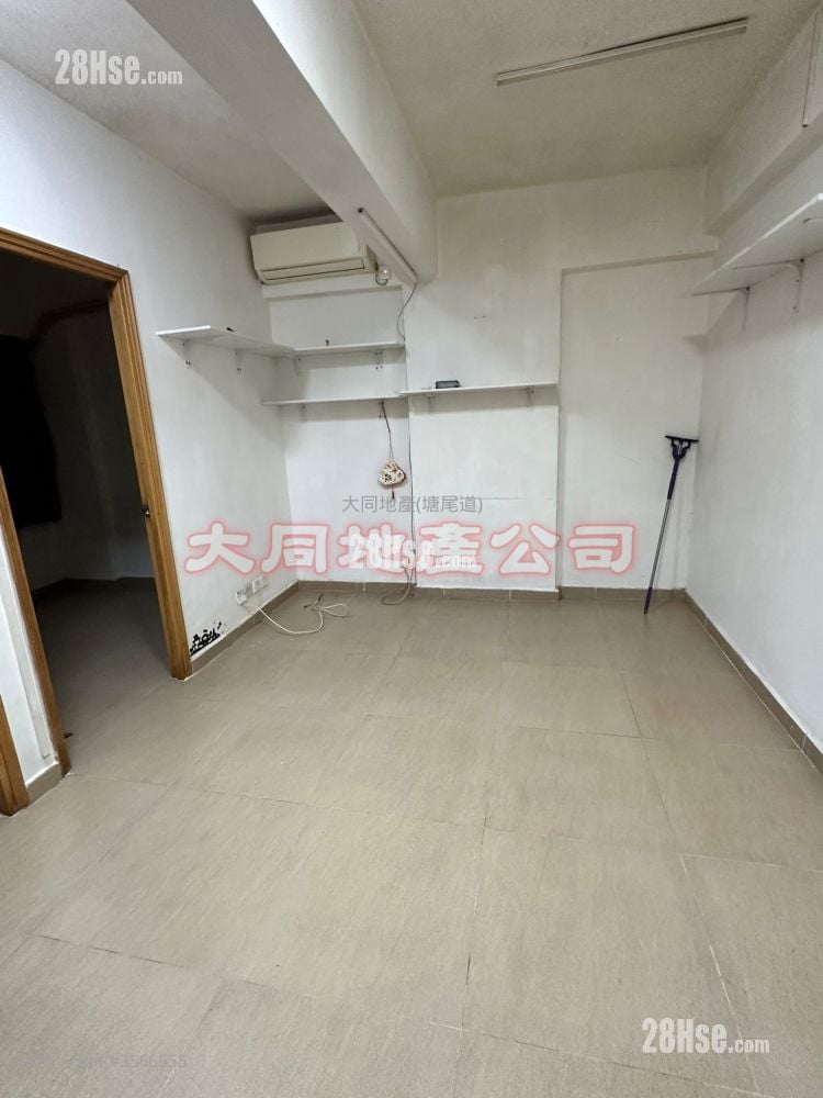Cosmopolitan Estate Rental 2 Bedrooms , 1 Bathroom 319 ft² Cosmopolitan Estate Rental 2 Bedrooms , 1 Bathroom 319 ft²
