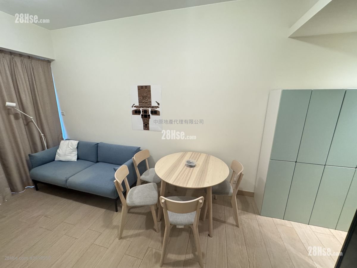 Century Link Rental 2 Bedrooms , 1 Bathroom 463 ft²