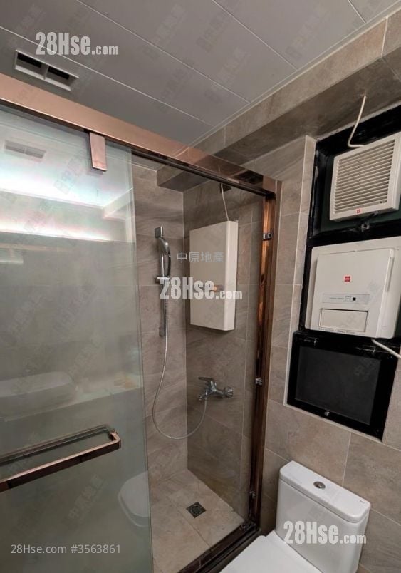 御豪山庄 售盘 3 房 553 平方尺 御豪山庄 售盘 3 房 553 平方尺