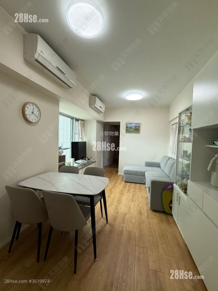 City Point Sell 2 Bedrooms , 1 Bathroom 483 ft² City Point Sell 2 Bedrooms , 1 Bathroom 483 ft²
