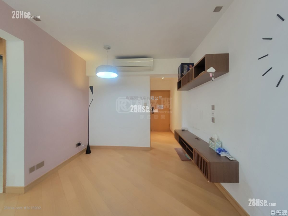 The Long Beach Sell 2 Bedrooms , 1 Bathroom 574 ft² The Long Beach Sell 2 Bedrooms , 1 Bathroom 574 ft²