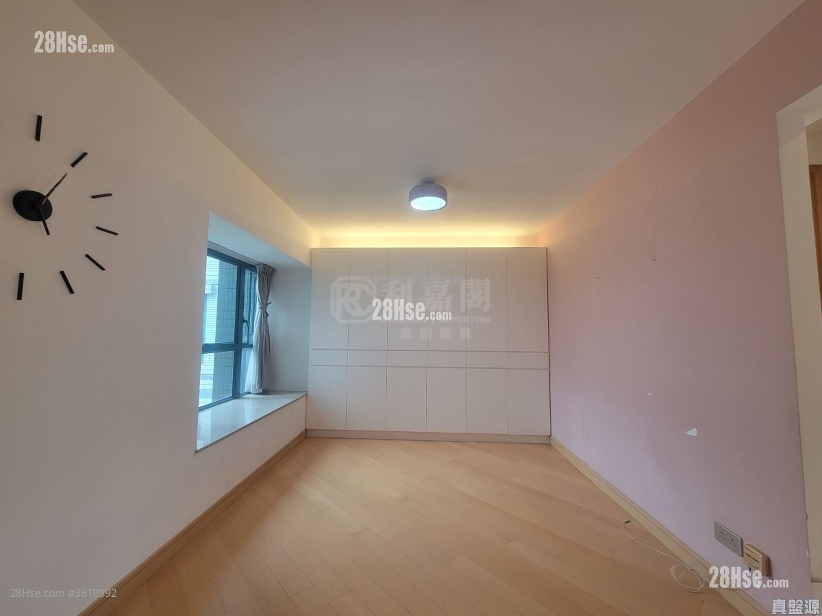 The Long Beach Sell 2 Bedrooms , 1 Bathroom 574 ft² The Long Beach Sell 2 Bedrooms , 1 Bathroom 574 ft²