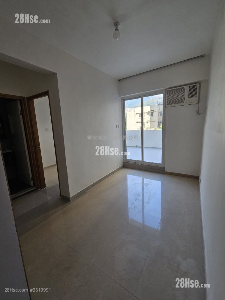 Tak Tai Building Rental 1 Bedroom , 1 Bathroom 420 ft² Tak Tai Building Rental 1 Bedroom , 1 Bathroom 420 ft²