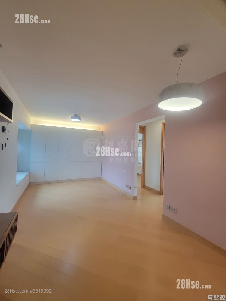 The Long Beach Sell 2 Bedrooms , 1 Bathroom 574 ft² The Long Beach Sell 2 Bedrooms , 1 Bathroom 574 ft²