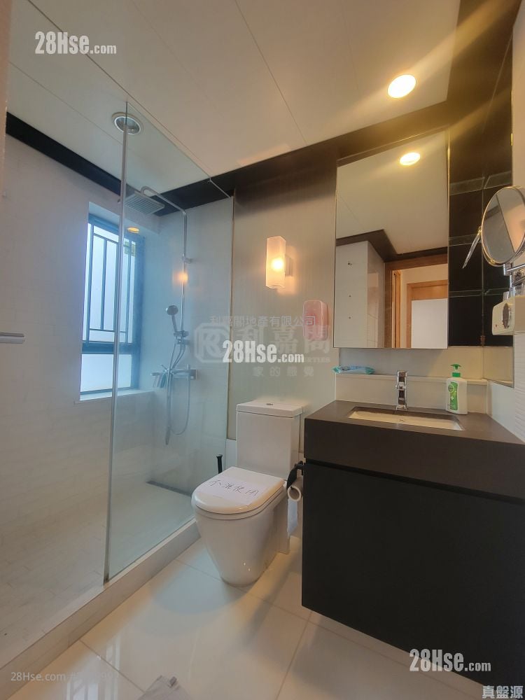 The Long Beach Sell 2 Bedrooms , 1 Bathroom 574 ft² The Long Beach Sell 2 Bedrooms , 1 Bathroom 574 ft²