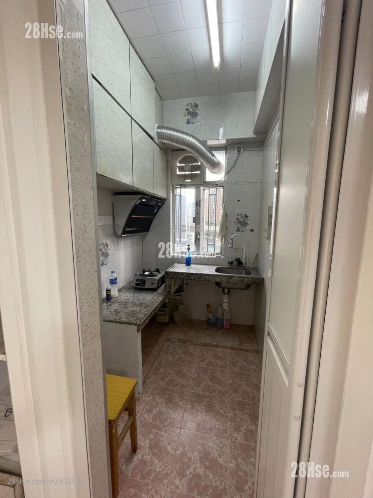 都城大厦 售盘 2 房 , 1 浴室 465 平方尺 都城大厦 售盘 2 房 , 1 浴室 465 平方尺