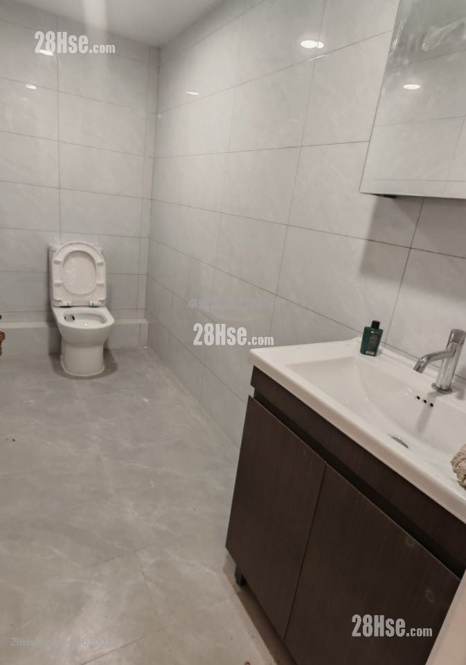 Cheung Kong Factory Building Rental Studio , 1 Toilet 1,300 ft² Cheung Kong Factory Building Rental Studio , 1 Toilet 1,300 ft²