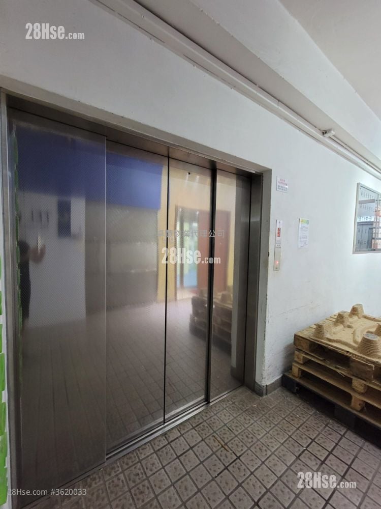 Cheung Kong Factory Building Rental Studio , 1 Toilet 1,300 ft² Cheung Kong Factory Building Rental Studio , 1 Toilet 1,300 ft²