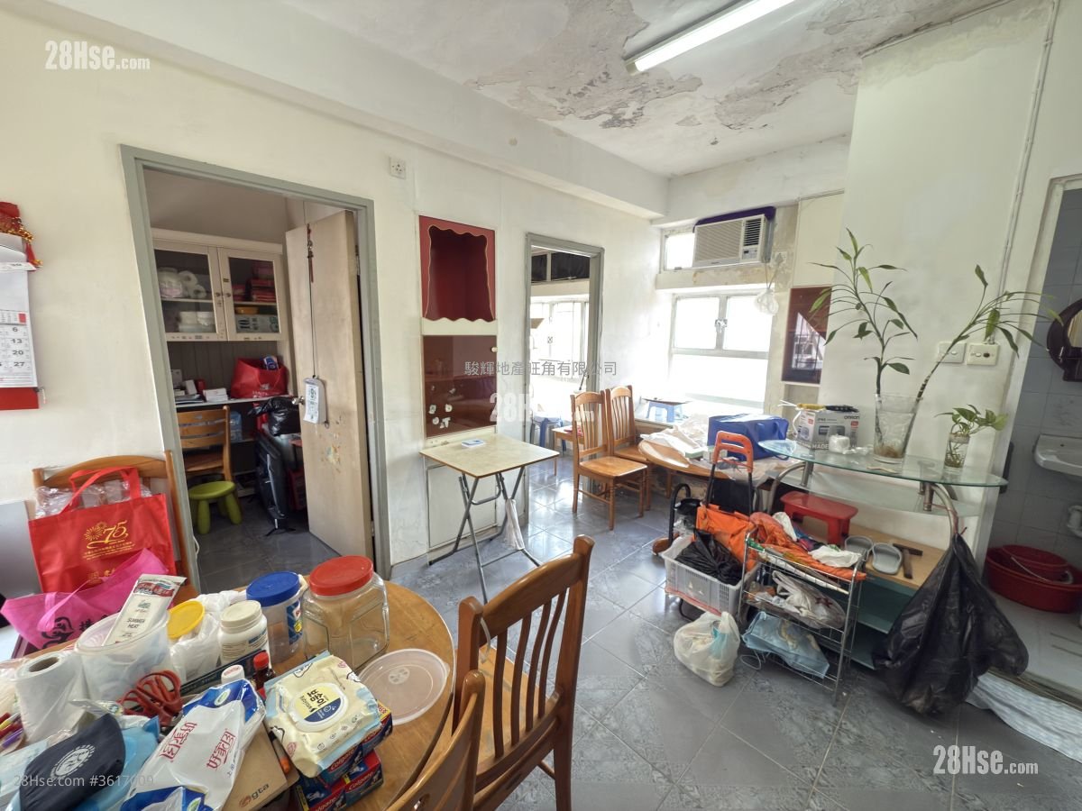 永泰大廈 售盤 2 房 , 1 浴室 367 平方呎