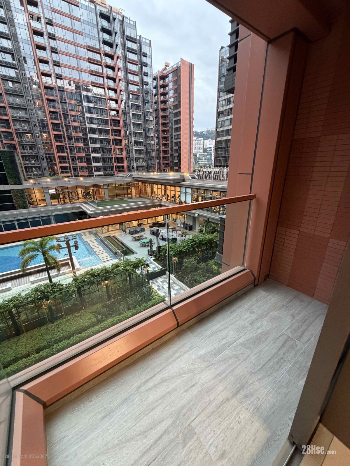 Centra Horizon Sell 3 Bedrooms , 2 Bathrooms 1,041 ft² Centra Horizon Sell 3 Bedrooms , 2 Bathrooms 1,041 ft²