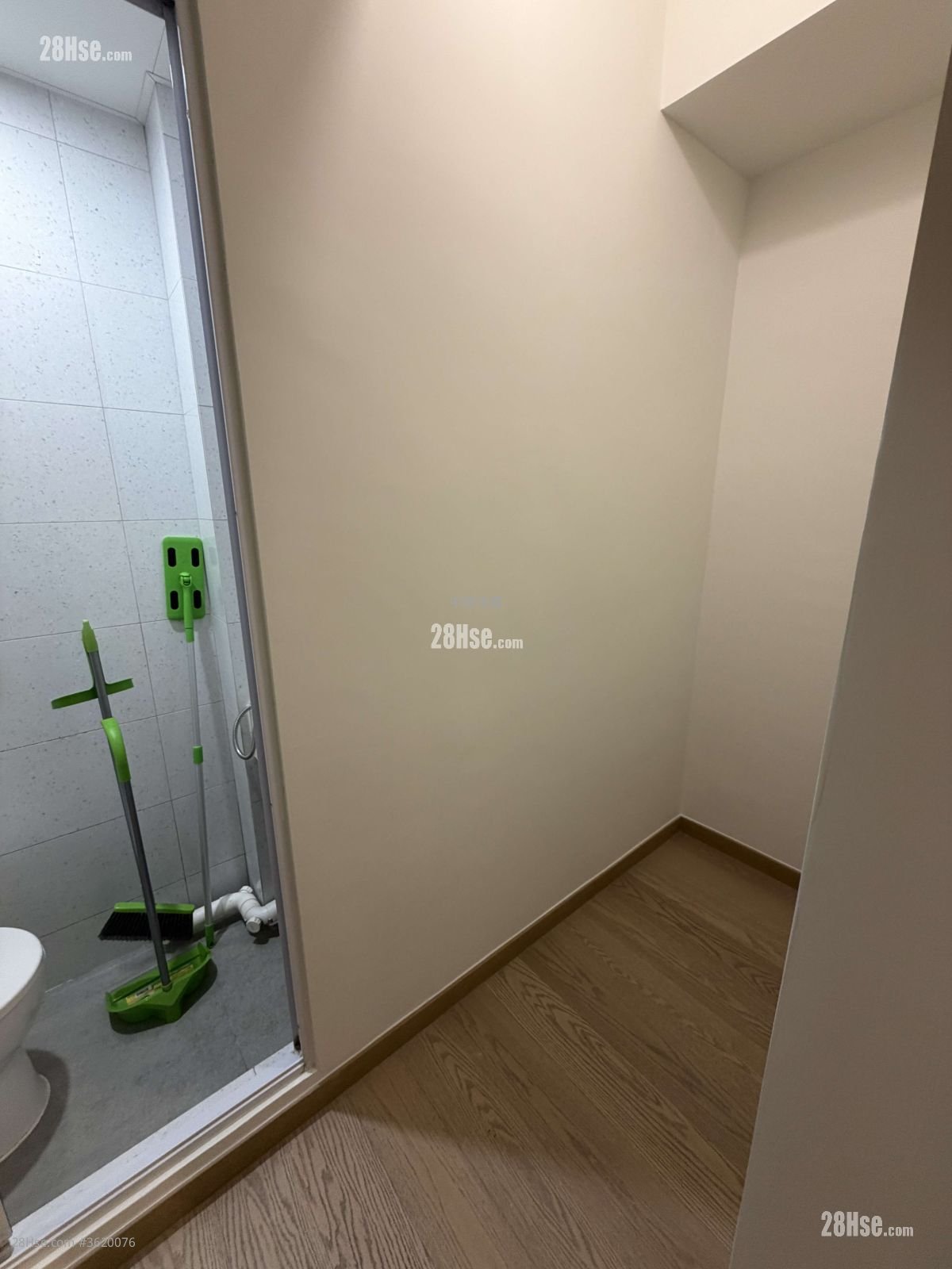 Centra Horizon Sell 3 Bedrooms , 2 Bathrooms 1,041 ft² Centra Horizon Sell 3 Bedrooms , 2 Bathrooms 1,041 ft²