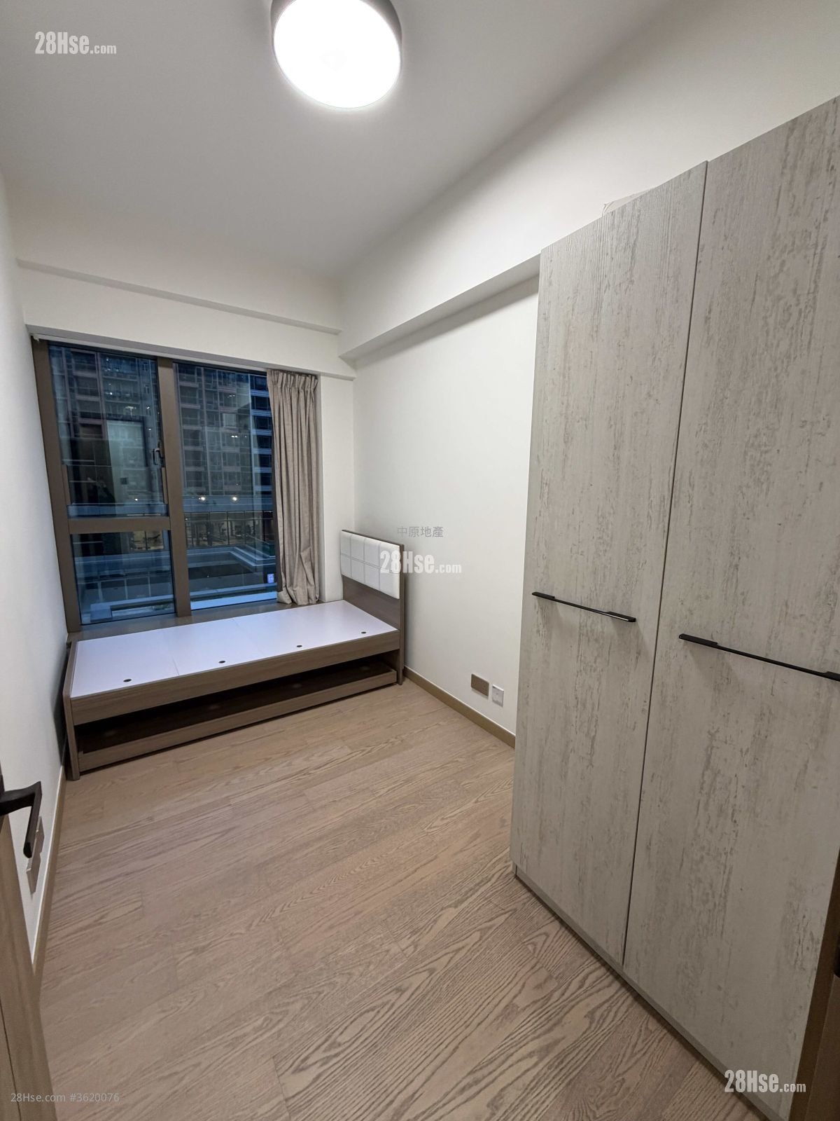 Centra Horizon Sell 3 Bedrooms , 2 Bathrooms 1,041 ft² Centra Horizon Sell 3 Bedrooms , 2 Bathrooms 1,041 ft²