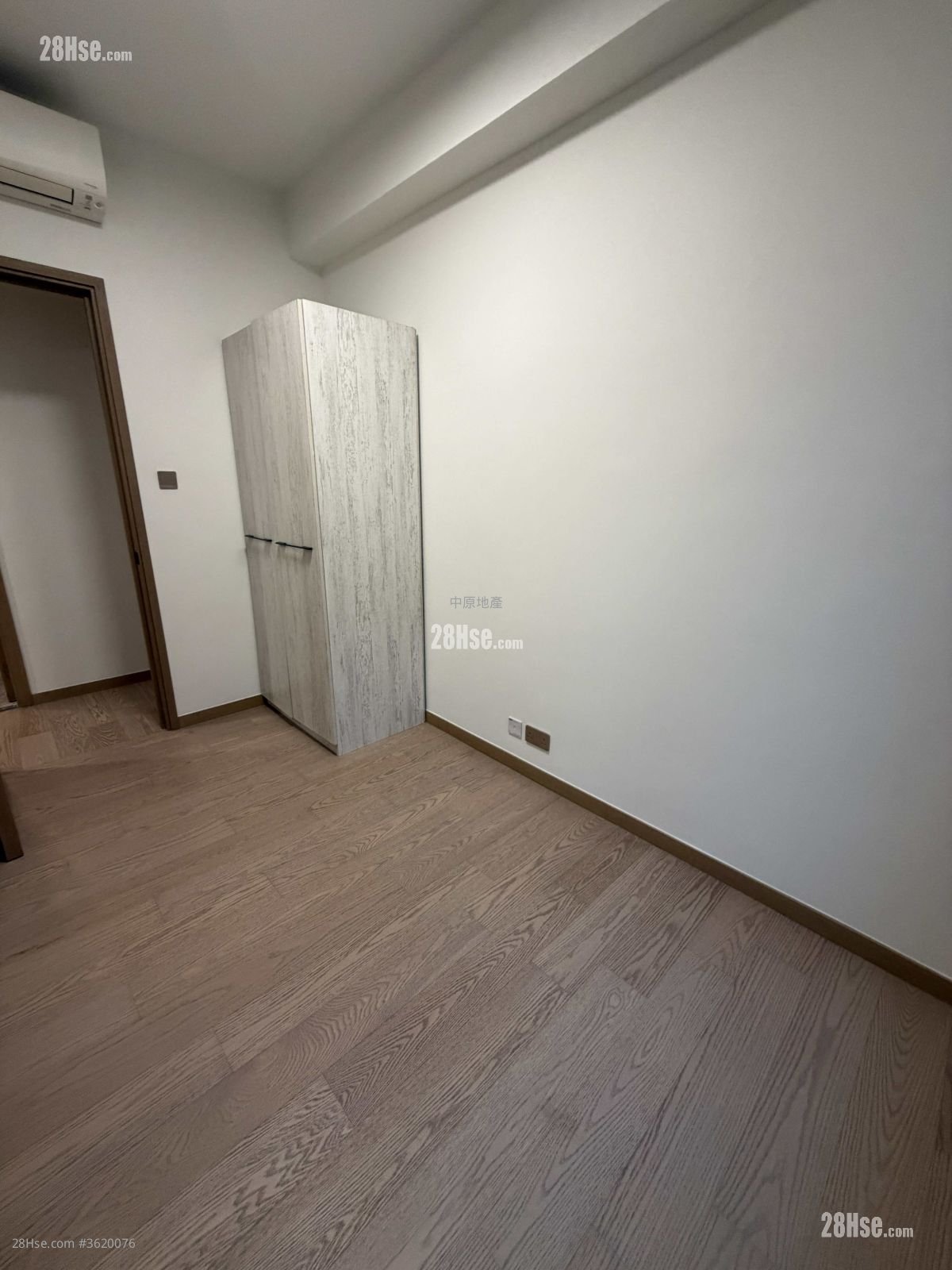 Centra Horizon Sell 3 Bedrooms , 2 Bathrooms 1,041 ft² Centra Horizon Sell 3 Bedrooms , 2 Bathrooms 1,041 ft²