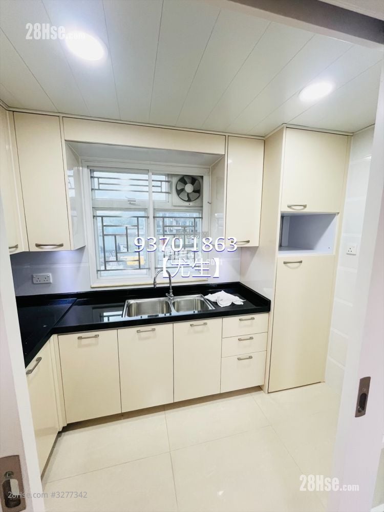 村屋 租盤 3 房 , 1 浴室 700 平方呎 村屋 租盤 3 房 , 1 浴室 700 平方呎