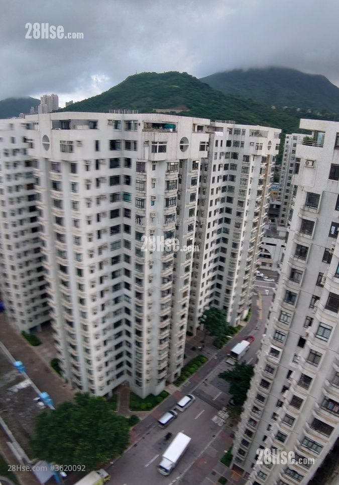 Heng Fa Chuen Sell 3 Bedrooms , 1 Bathroom 563 ft² Heng Fa Chuen Sell 3 Bedrooms , 1 Bathroom 563 ft²