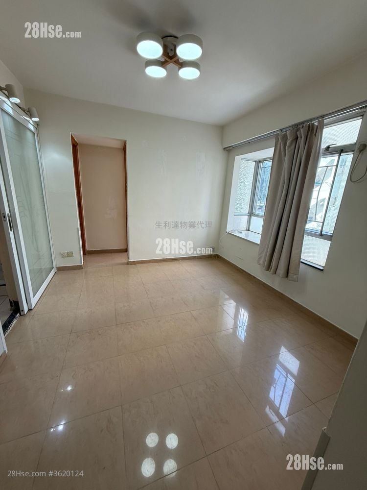 順輝大廈 租盤 2 房 , 1 浴室 298 平方呎