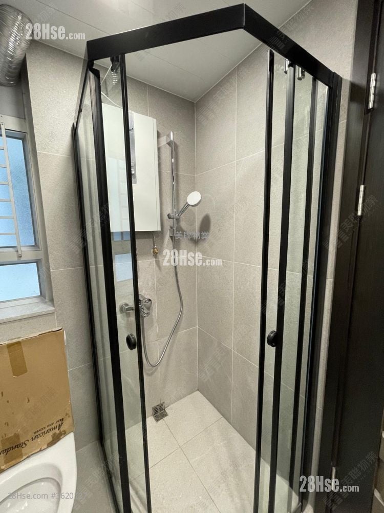 Kam Chun Court Sell 2 Bedrooms , 1 Bathroom 447 ft² Kam Chun Court Sell 2 Bedrooms , 1 Bathroom 447 ft²