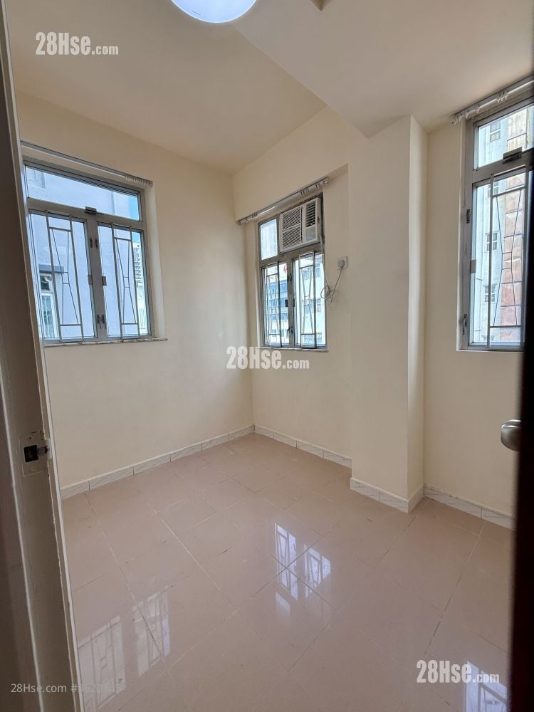 Leung Chau Building Rental 2 Bedrooms , 1 Bathroom 280 ft² Leung Chau Building Rental 2 Bedrooms , 1 Bathroom 280 ft²