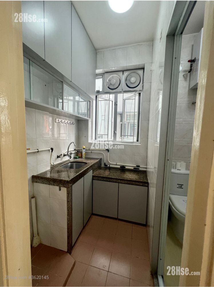 Leung Chau Building Rental 2 Bedrooms , 1 Bathroom 280 ft² Leung Chau Building Rental 2 Bedrooms , 1 Bathroom 280 ft²